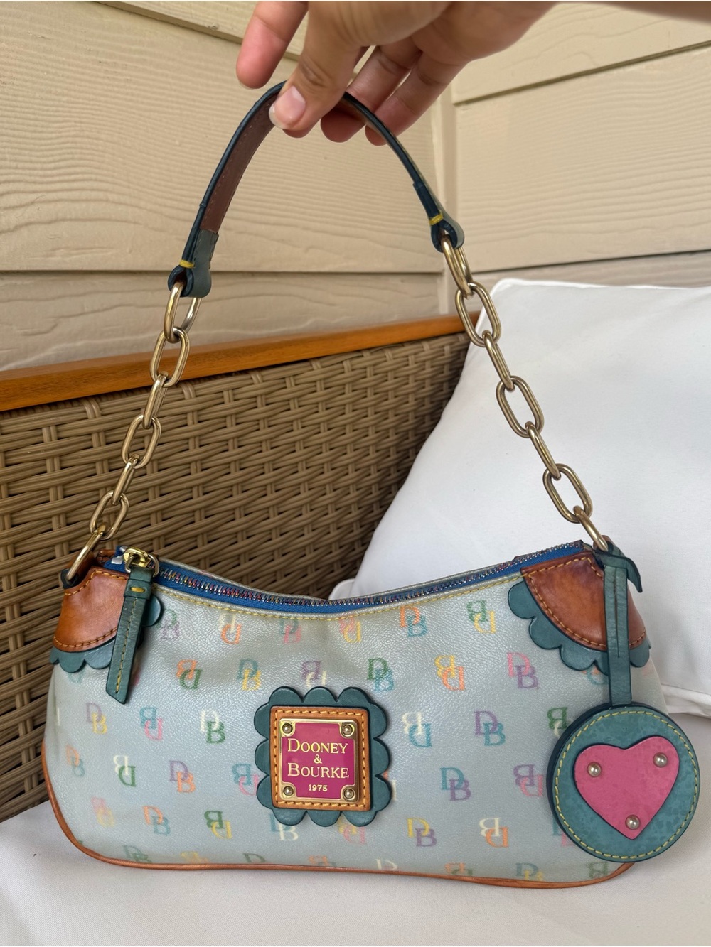 Dooney & Bourke baguette bag